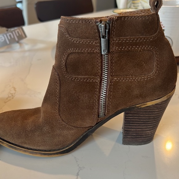 Lucky brand ankle boot size 8.5 - Picture 2 of 6